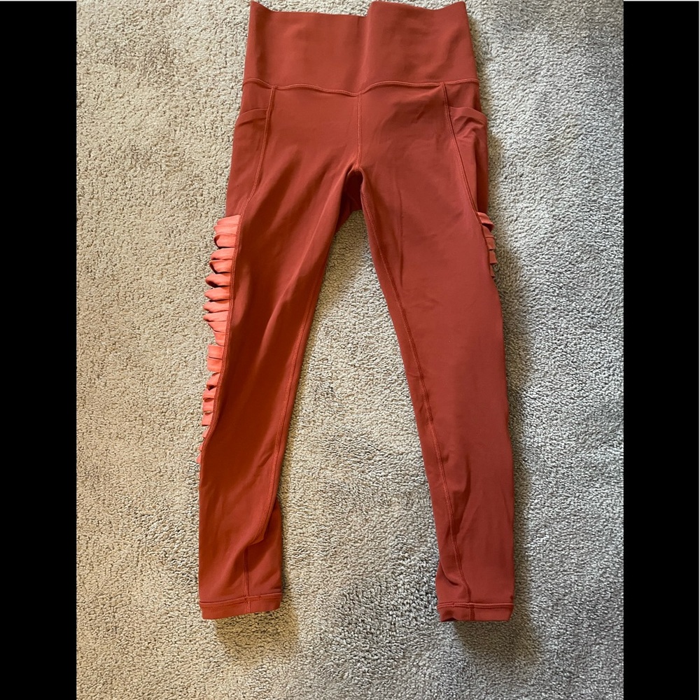 ATHLETA leggings. Size small.